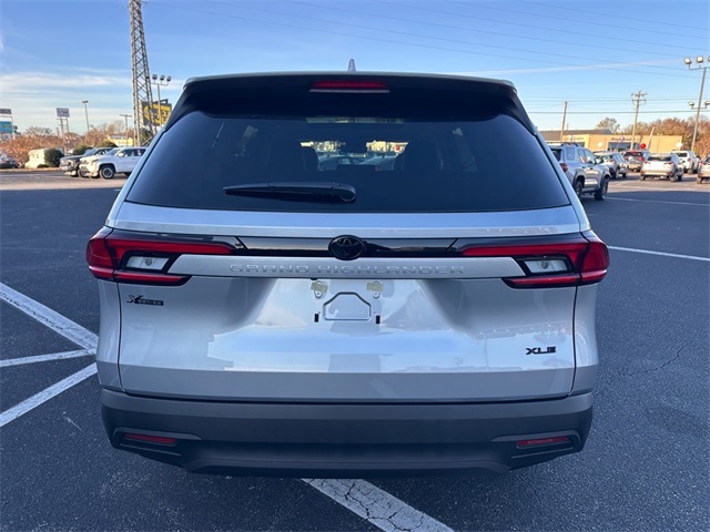 2026 Toyota Grand Highlander Limited photo 2