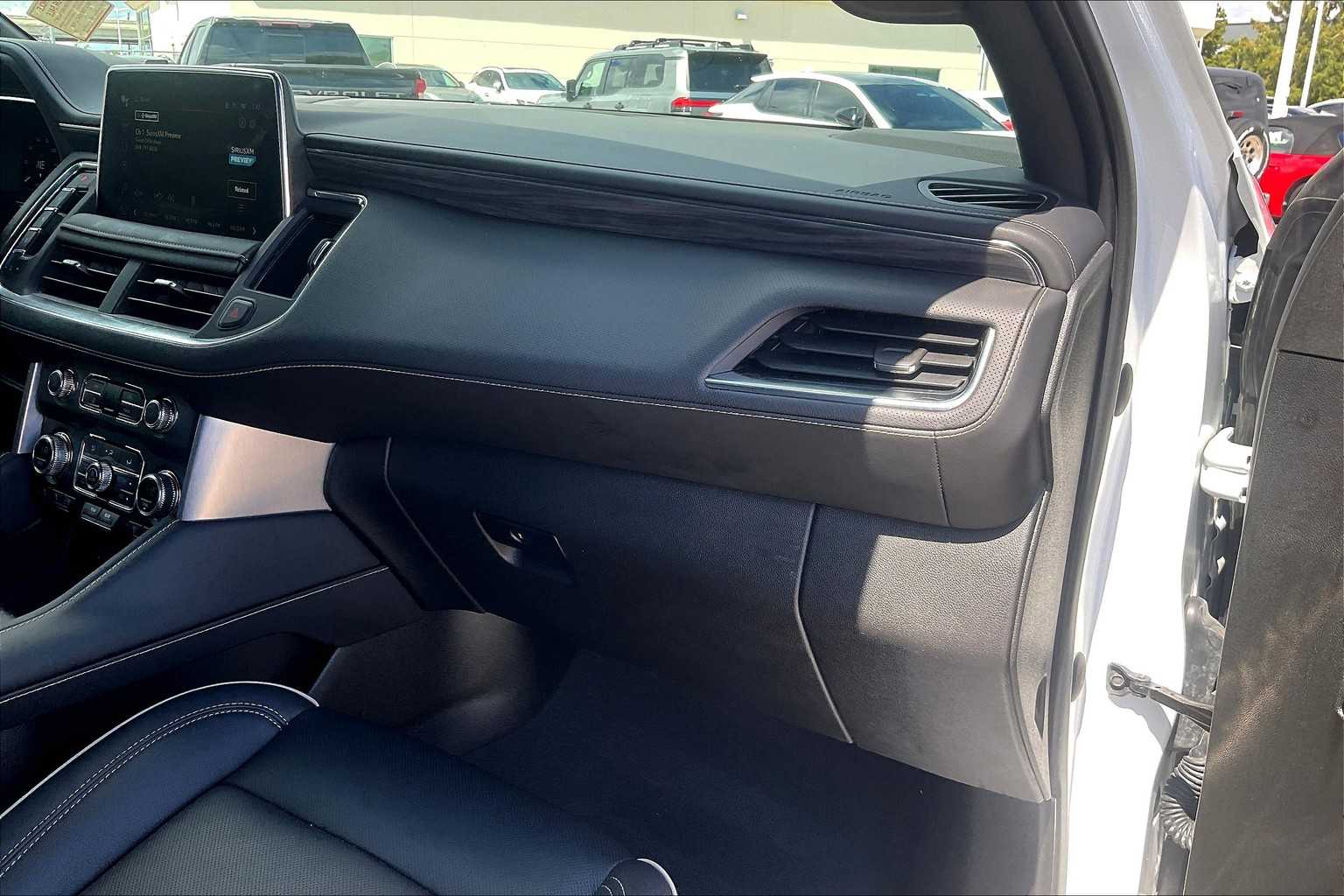 2022 Gmc Yukon SLT photo 15