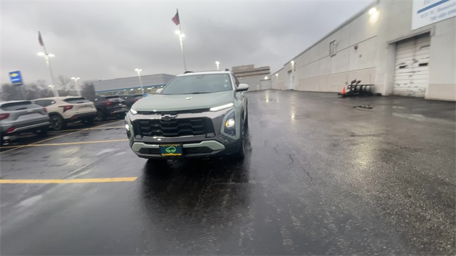 2025 CHEVROLET EQUINOX - Image 4