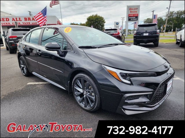 2024 Toyota Corolla SE's photo