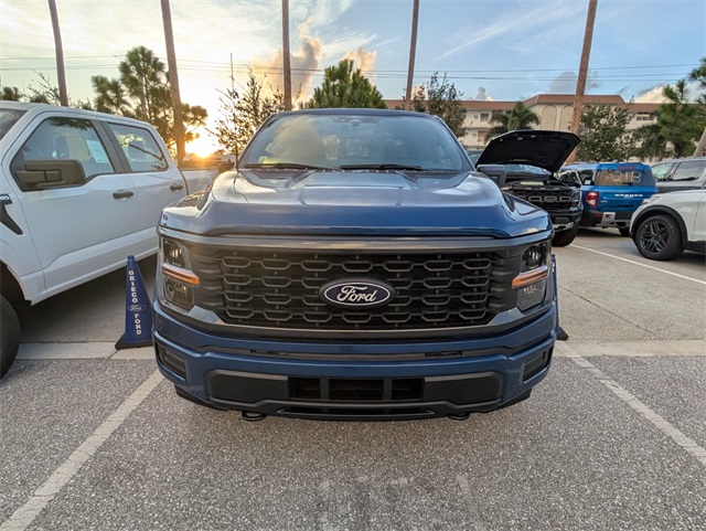 2025 Ford F-150 STX photo 3