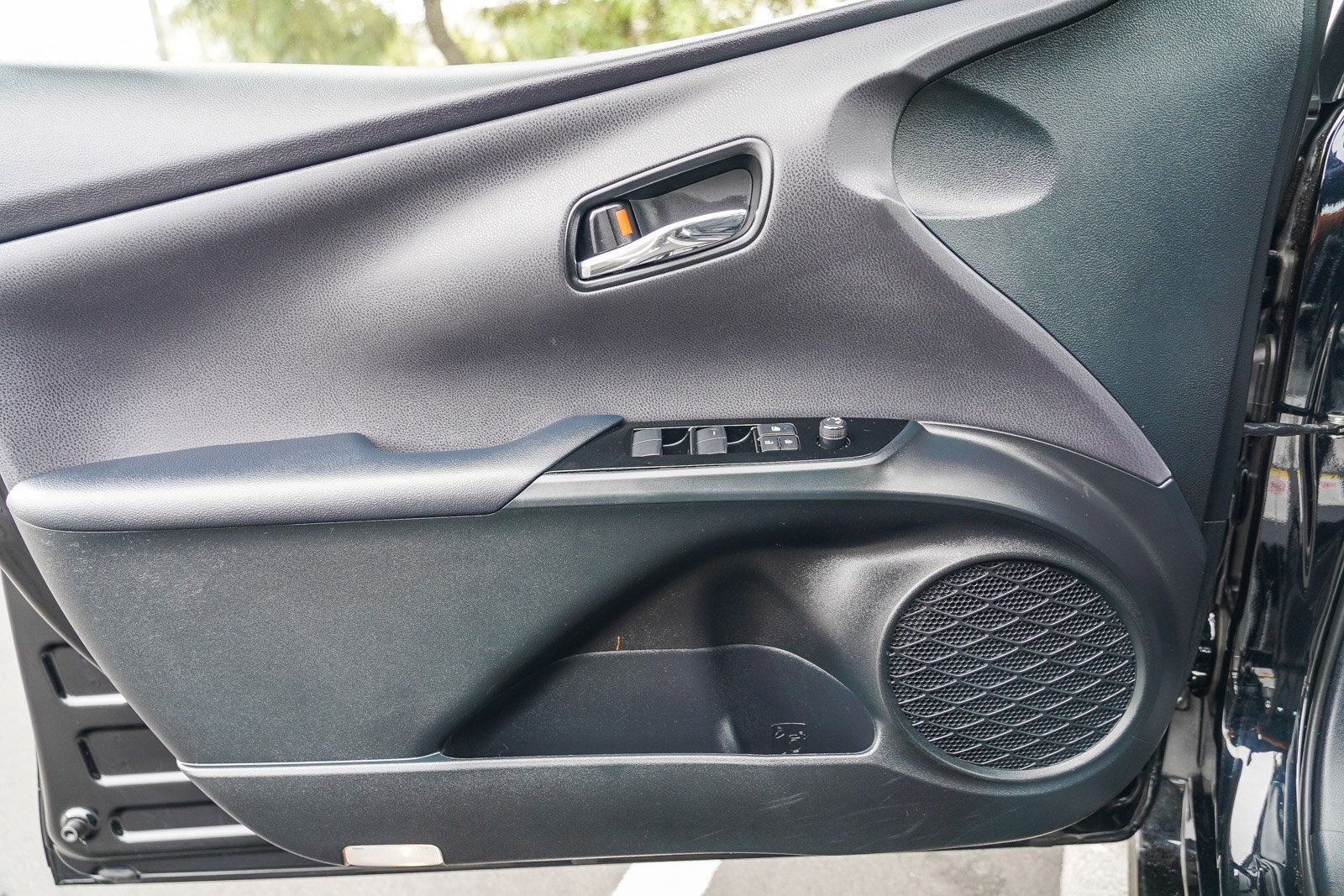 2022 Toyota Prius Prime LE photo 19