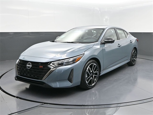 2025 Nissan Sentra SR's photo