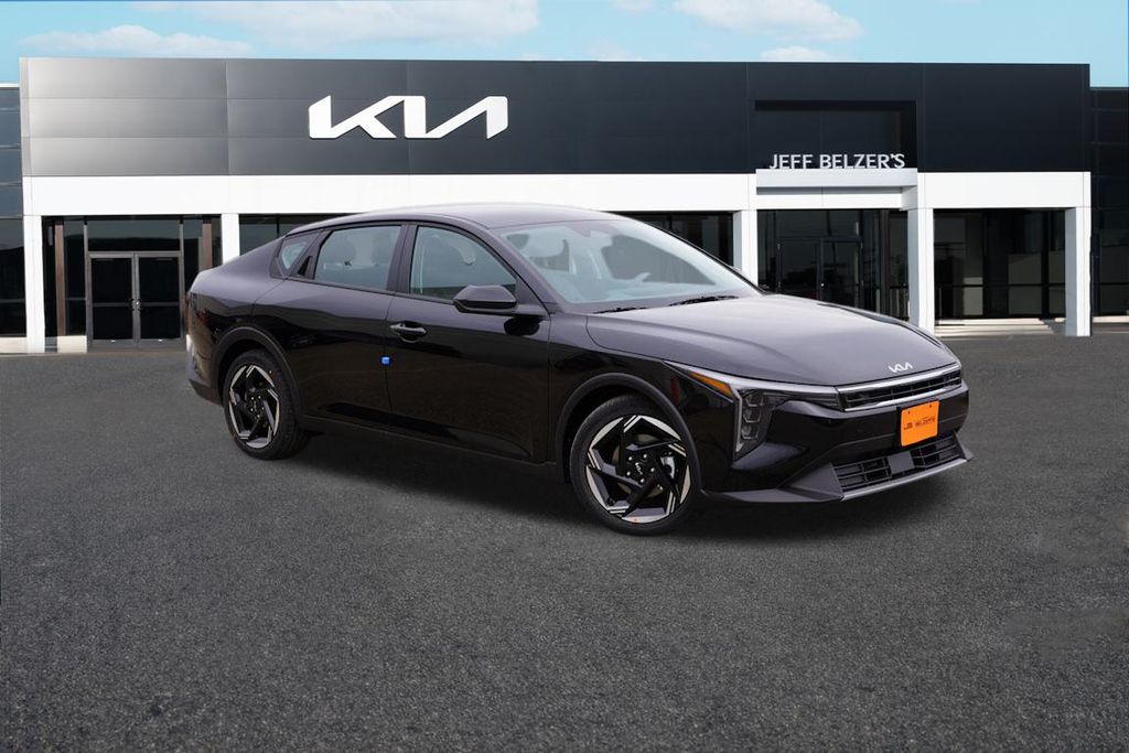 2025 Kia K4 EX's photo
