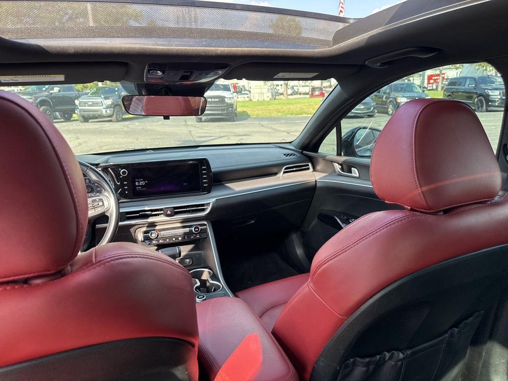 2022 Kia K5 GT-Line photo 15