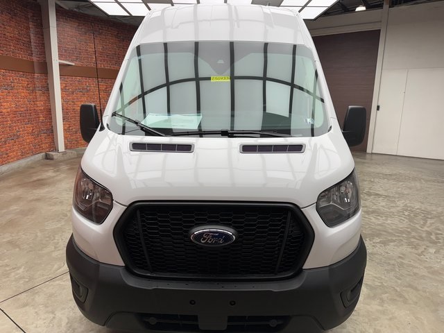2025 Ford Transit Cargo Van photo 7
