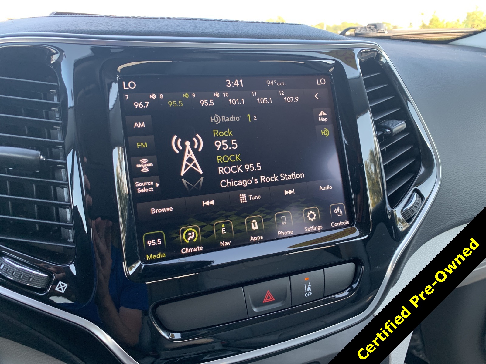2022 Jeep Cherokee Limited photo 19