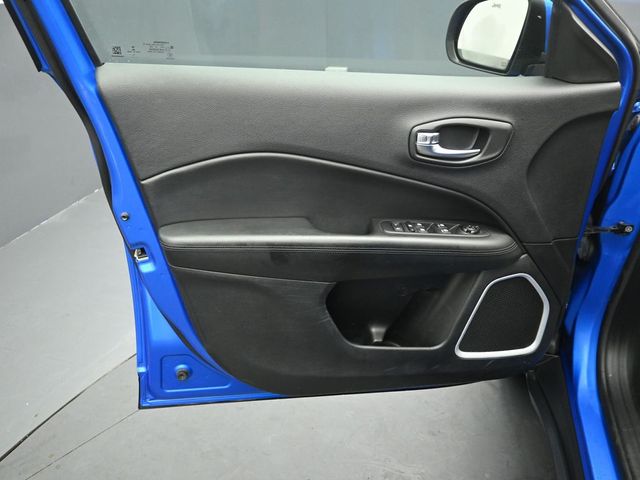 2019 JEEP COMPASS - Image 19
