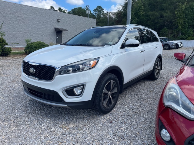 2017 Kia Sorento EX photo 2
