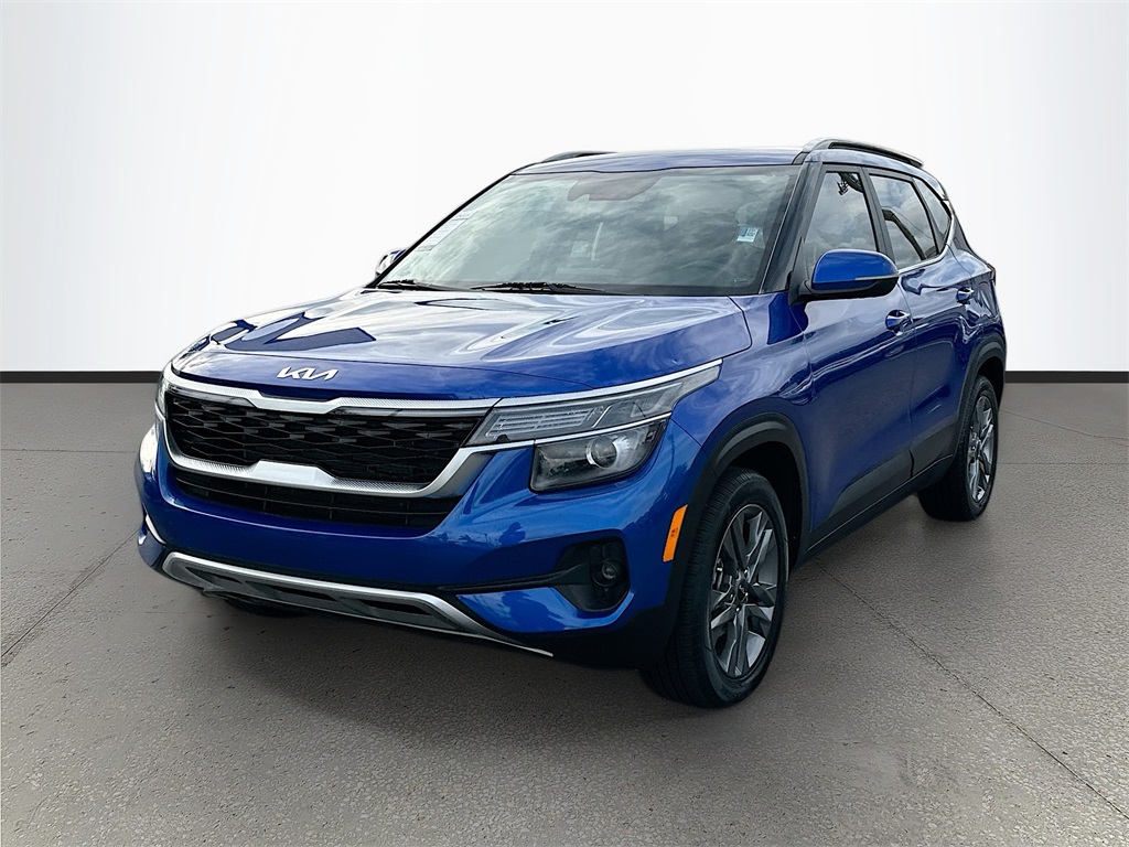 2023 Kia Seltos S photo 3