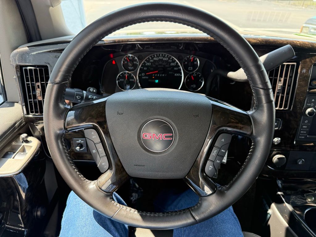 2020 Gmc Savana photo 18