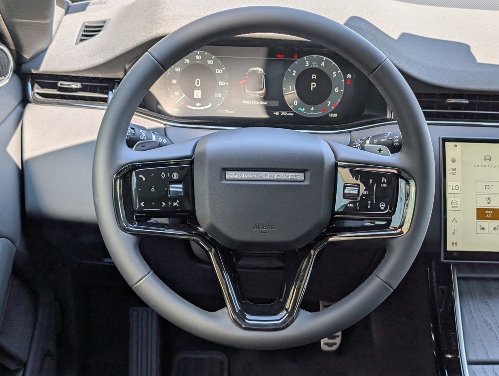 2026 Land Rover Range Rover Evoque Dynamic SE photo 17