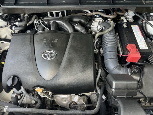 2021 Toyota Highlander XSE photo 17