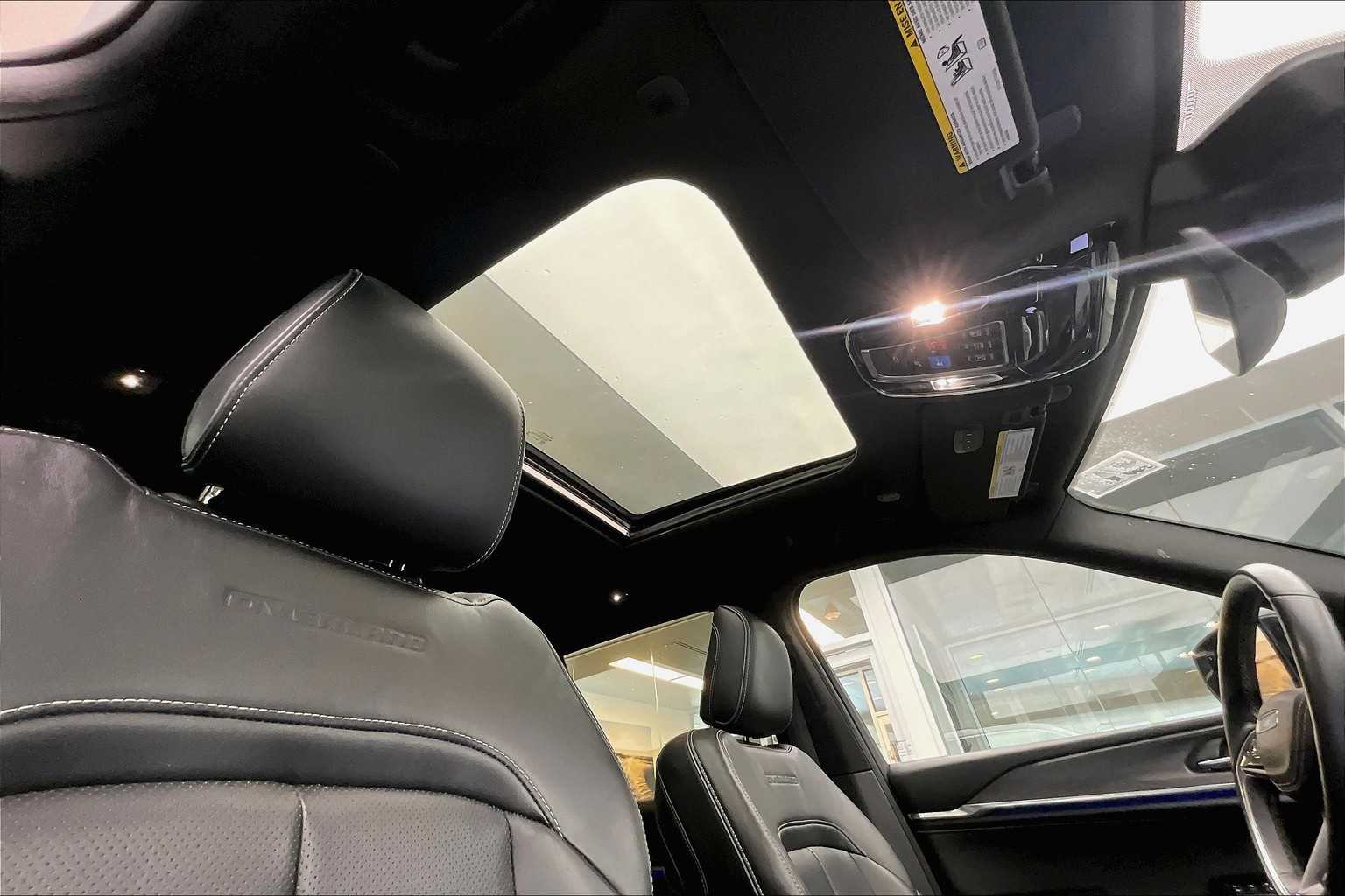 2022 Jeep Grand Cherokee Overland photo 12