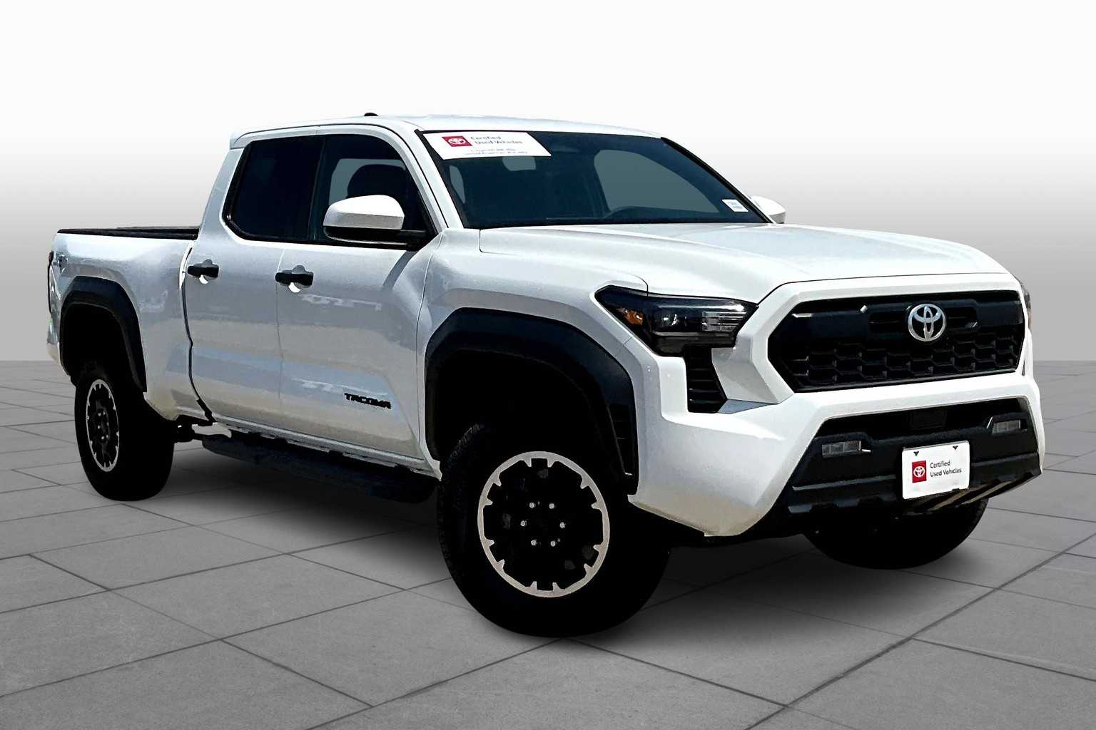 2024 Toyota Tacoma TRD photo 2