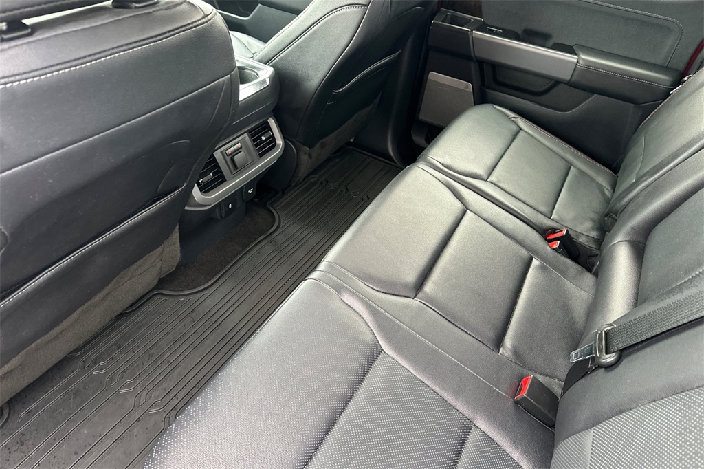 2022 Ford F-150 Lariat photo 12