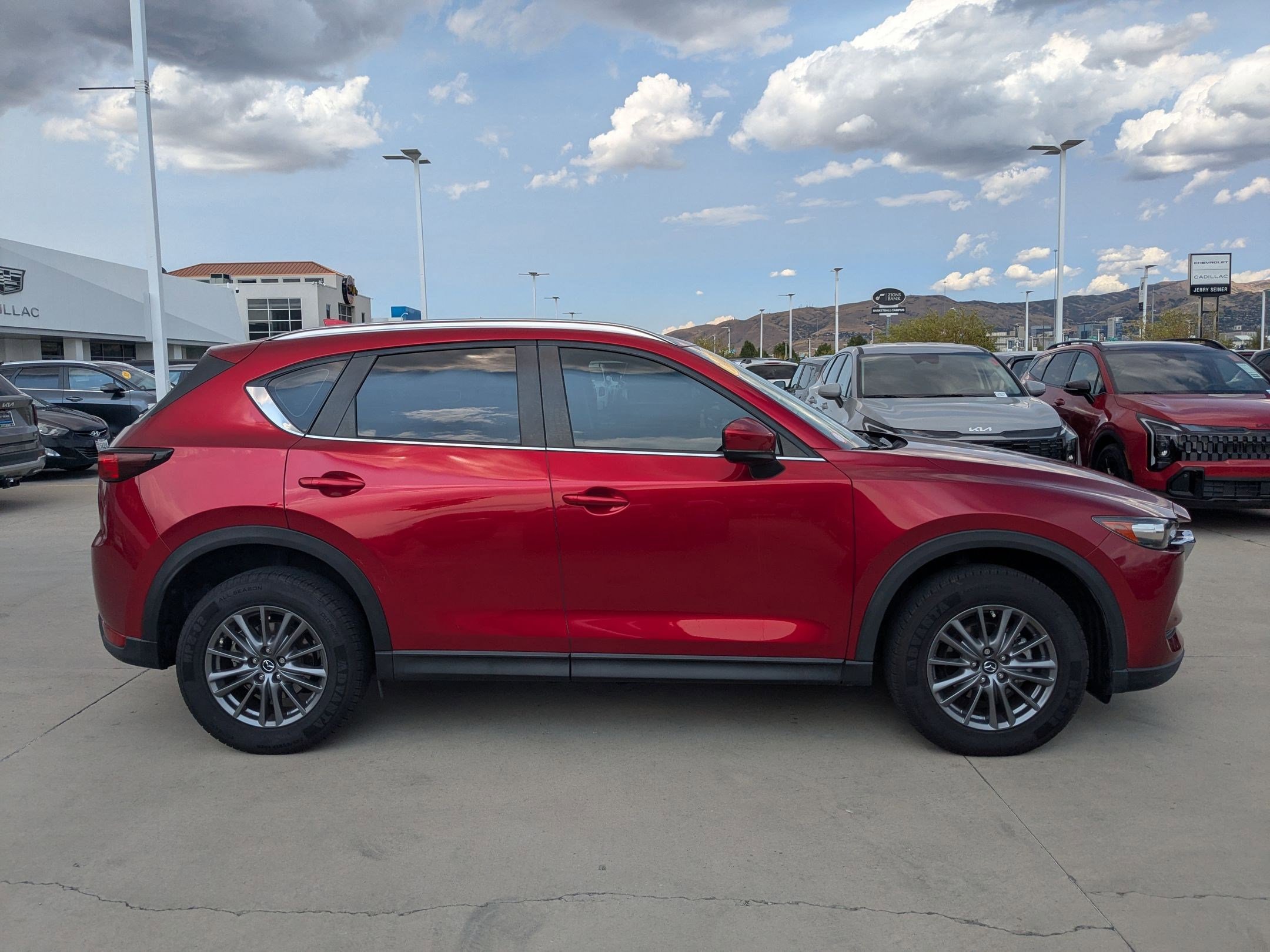 2020 Mazda CX-5 Sport photo 6