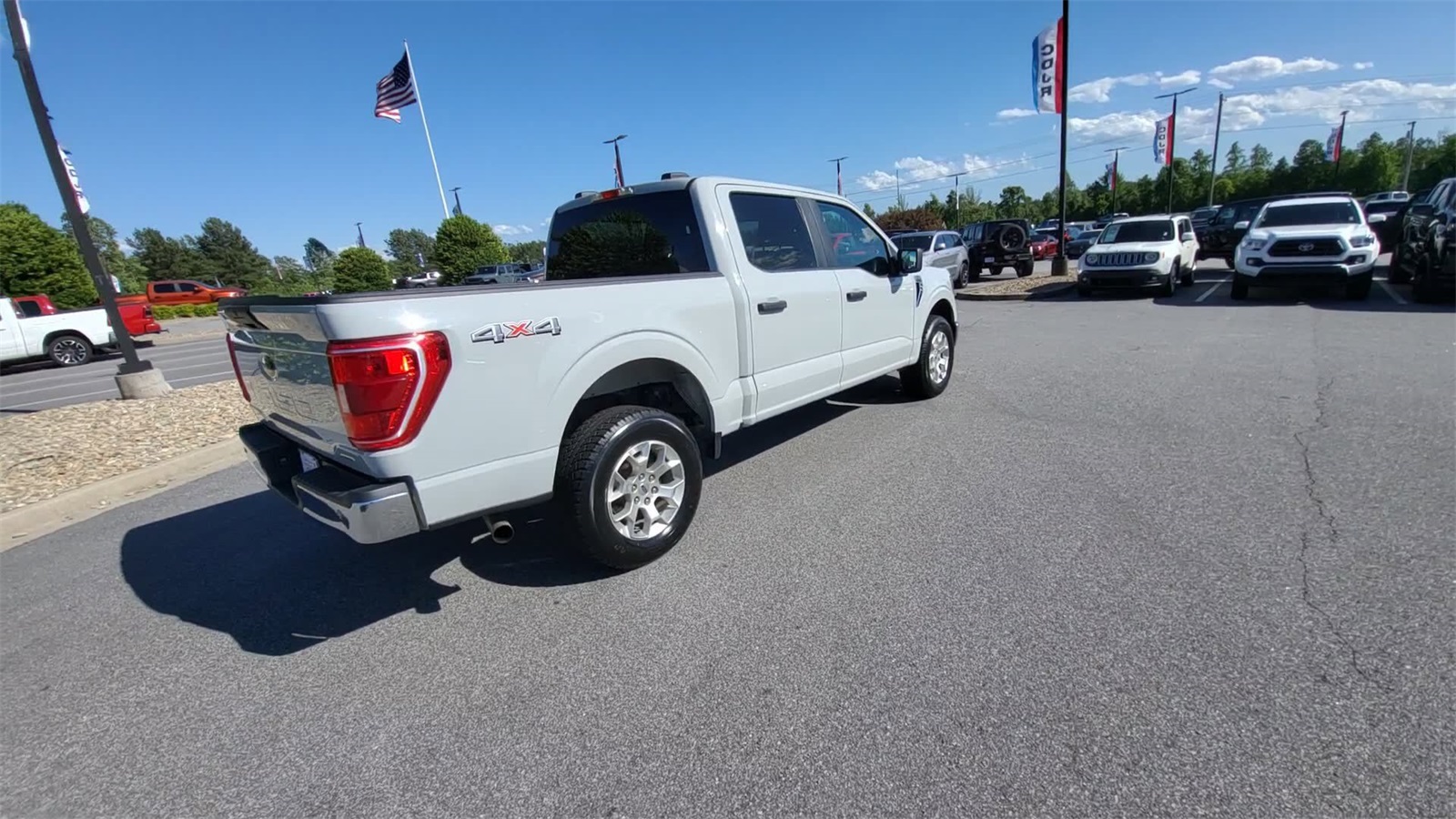 2023 Ford F-150 XLT photo 5