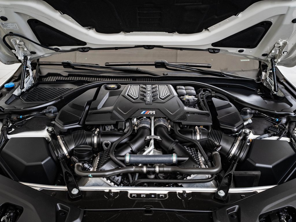 2022 Bmw M8 Competition photo 39