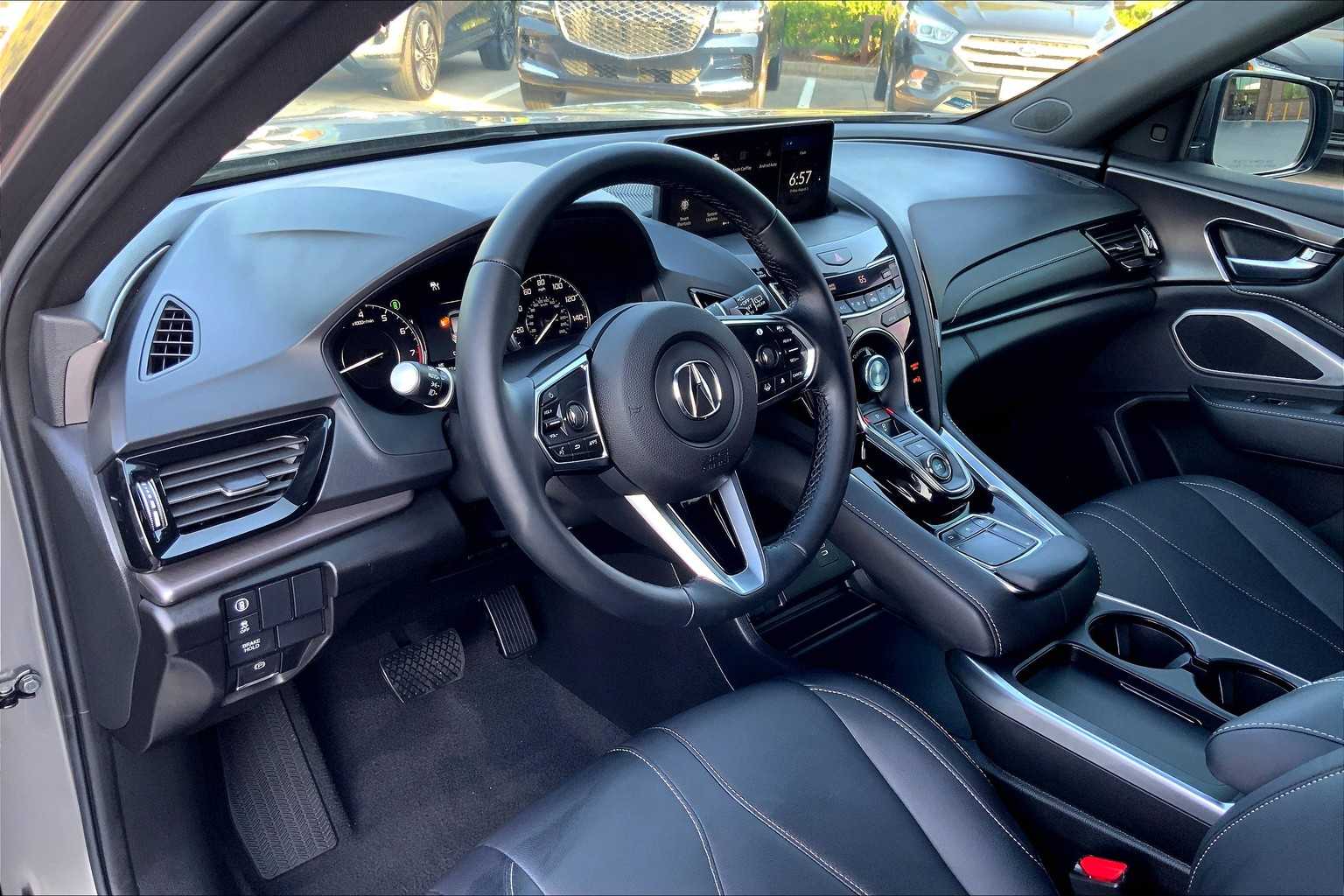 2025 Acura RDX photo 16