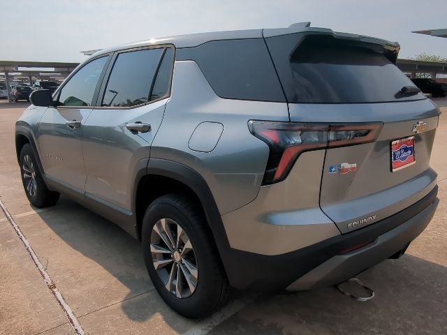 2026 Chevrolet Equinox LT photo 3