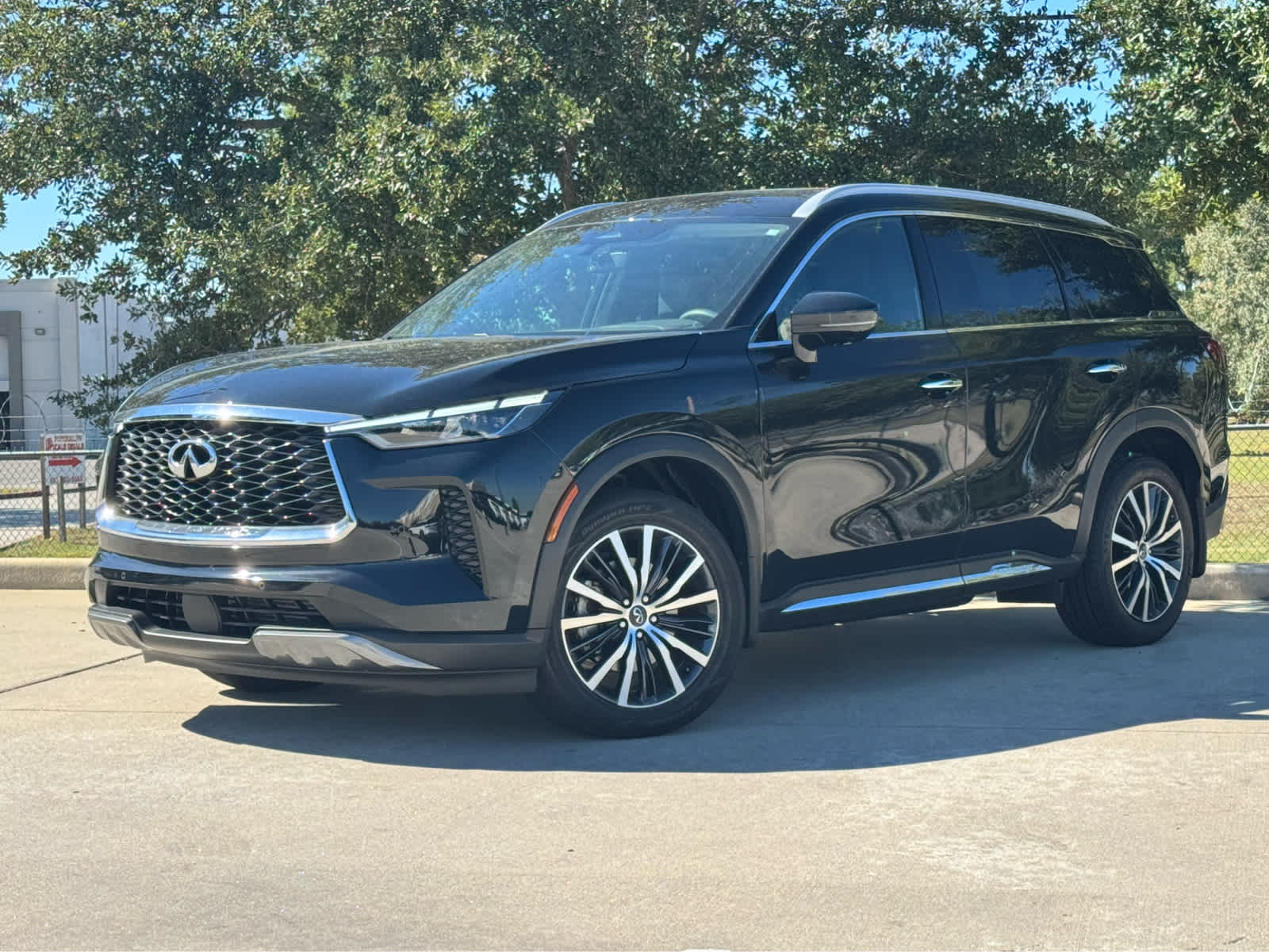 2025 INFINITI QX60 SENSORY's photo