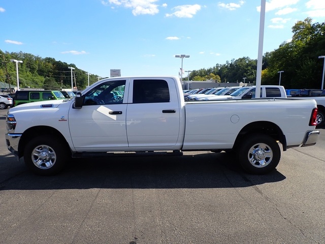 2026 Ram 2500 Tradesman photo 2