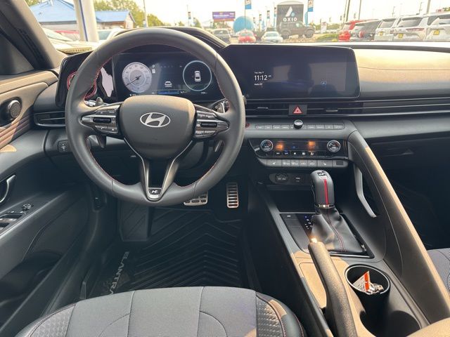 2025 Hyundai Elantra N Line photo 17