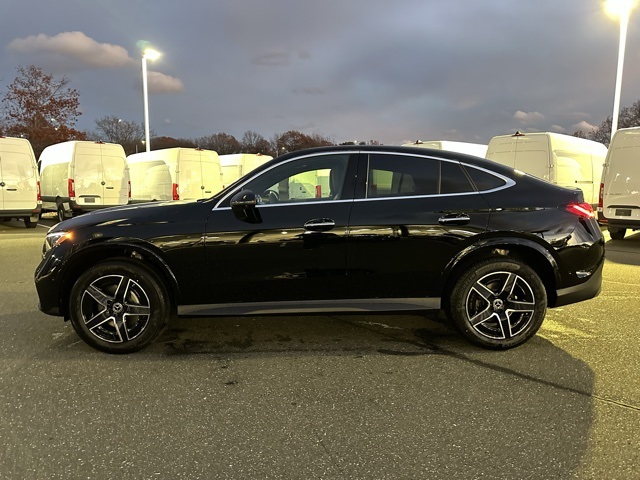 2026 Mercedes Benz GLC 300 4MATIC Coupe photo 4