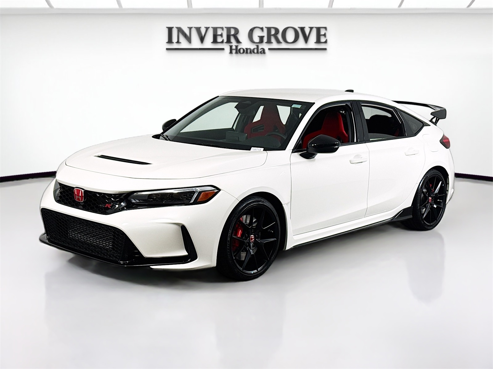 2023 Honda Civic Hatchback Type-R's photo