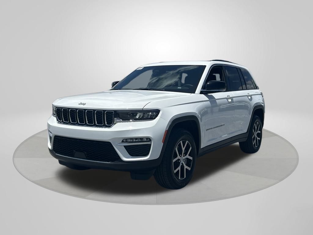 2025 Jeep Grand Cherokee Limited photo 2
