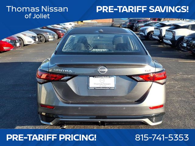 2025 Nissan Sentra SR photo 4