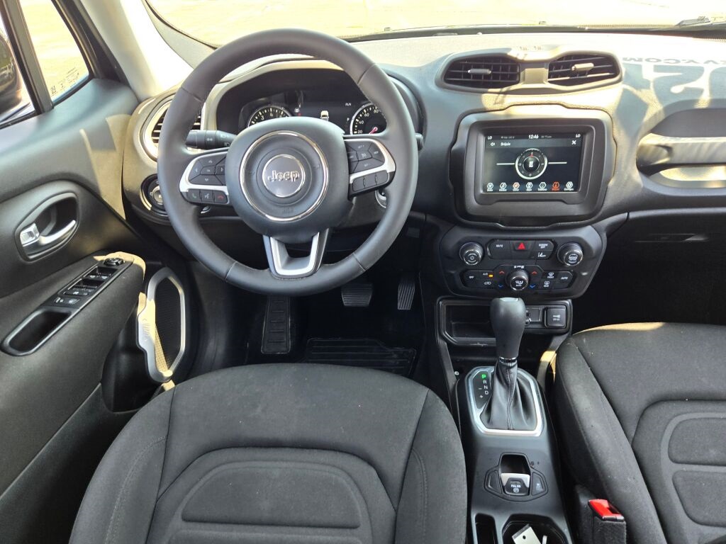 2021 Jeep Renegade Latitude photo 14