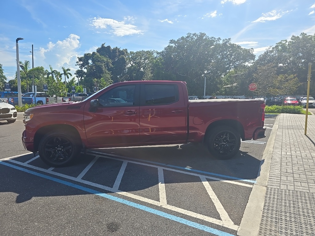 2024 Chevrolet Silverado 1500 RST photo 4