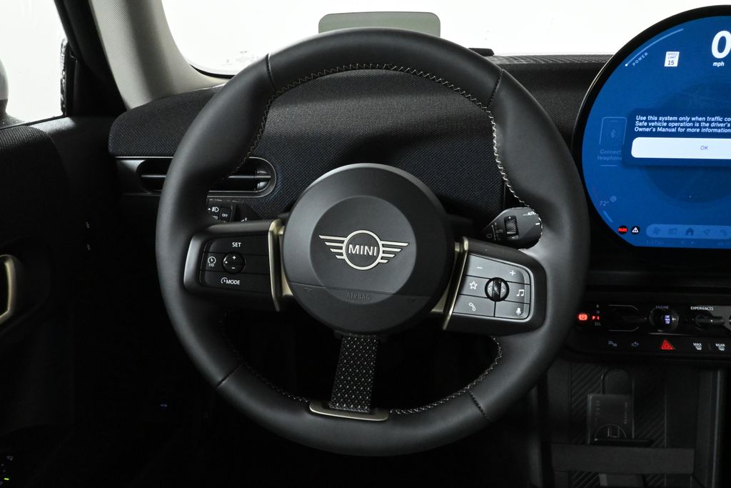2025 Mini Cooper Hardtop 2 Door Signature photo 16