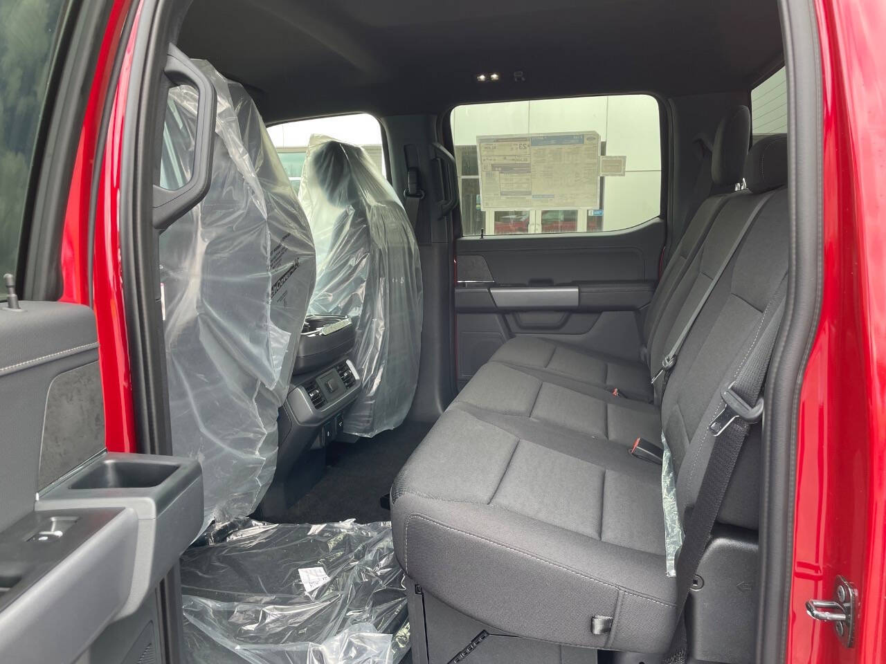 2025 Ford F-150 XLT photo 7
