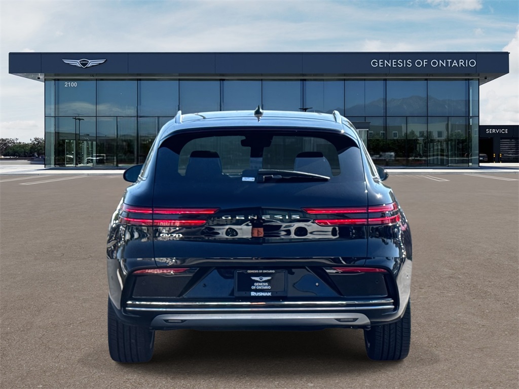 2026 Genesis Electrified GV70 Advanced photo 3