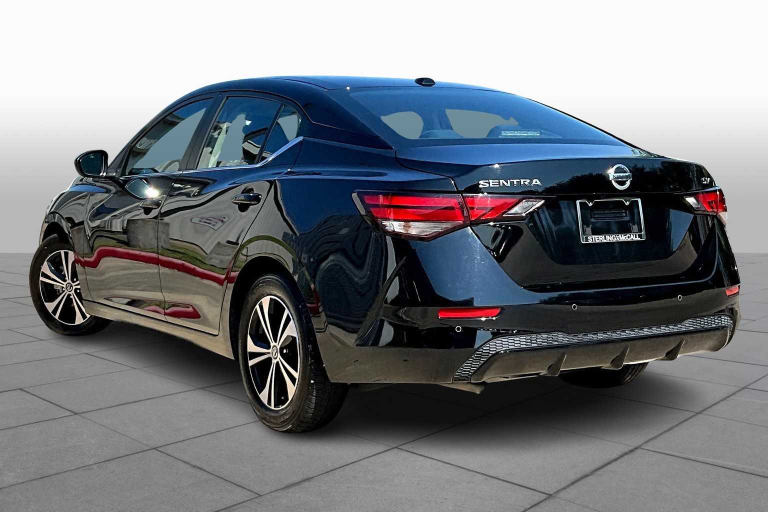 2023 Nissan Sentra SV photo 11