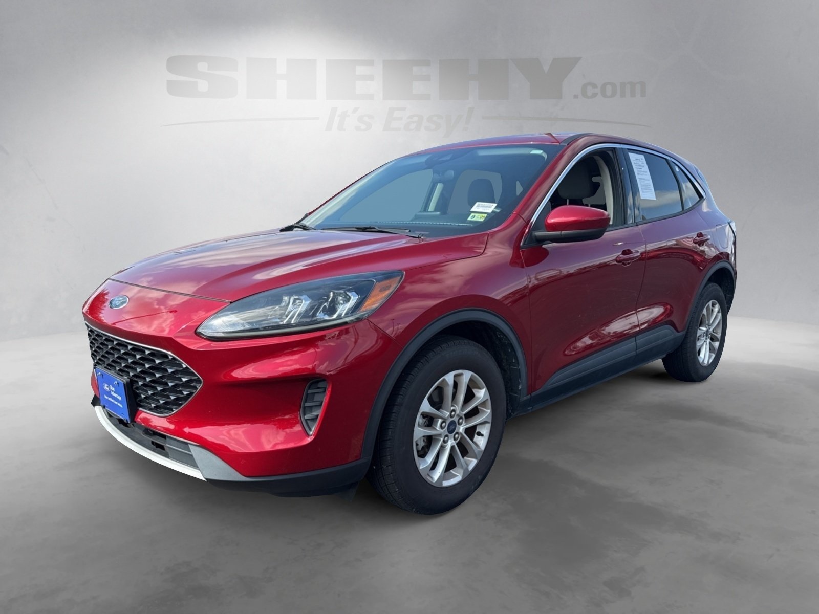 2020 Ford Escape SE photo 16