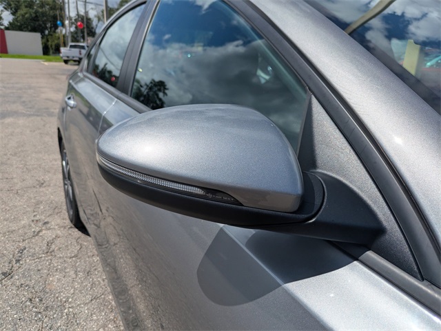 2023 Kia Forte LXS photo 11