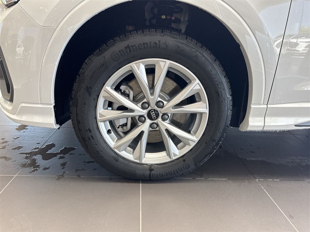 2025 Audi Q3 Premium Plus S line photo 10