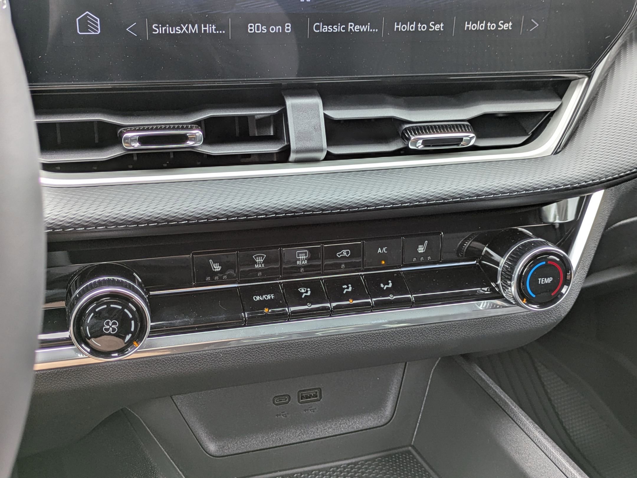 2026 Chevrolet Equinox LT photo 17