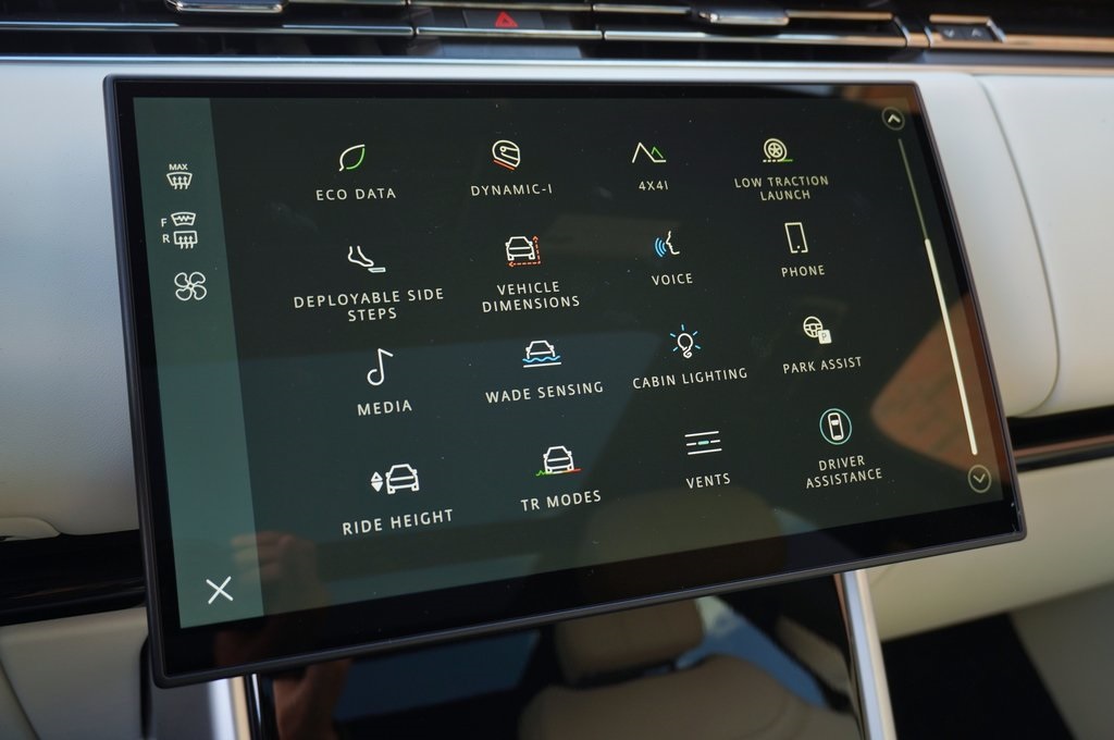 2025 LAND ROVER RANGE ROVER - Image 22