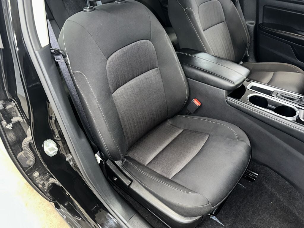 2023 Nissan Altima 2.5 SV photo 26