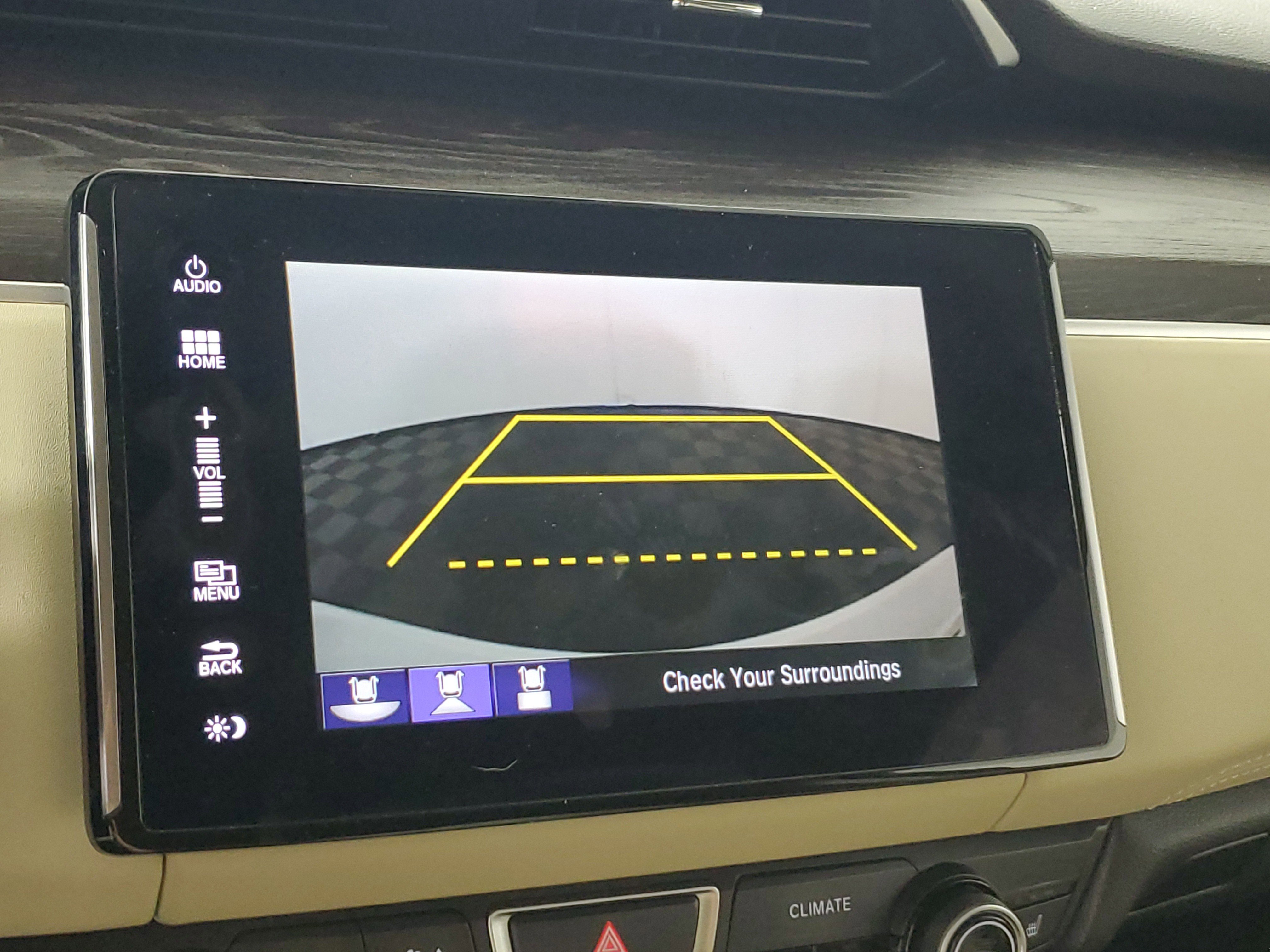 2019 Honda Clarity Plug-In Hybrid photo 2