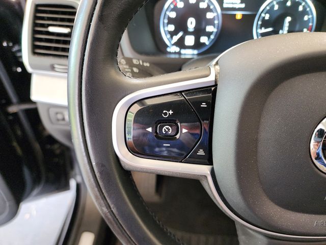 2022 Volvo XC90 T5 Momentum photo 21