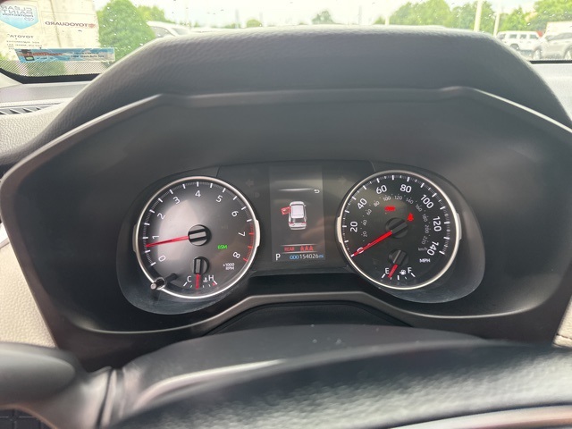 2019 Toyota RAV4 XLE Premium photo 15
