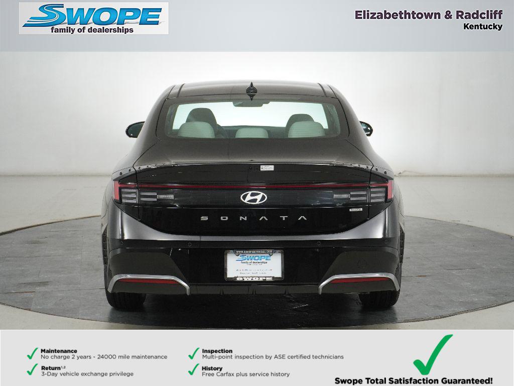 2025 Hyundai Sonata Hybrid Limited photo 4