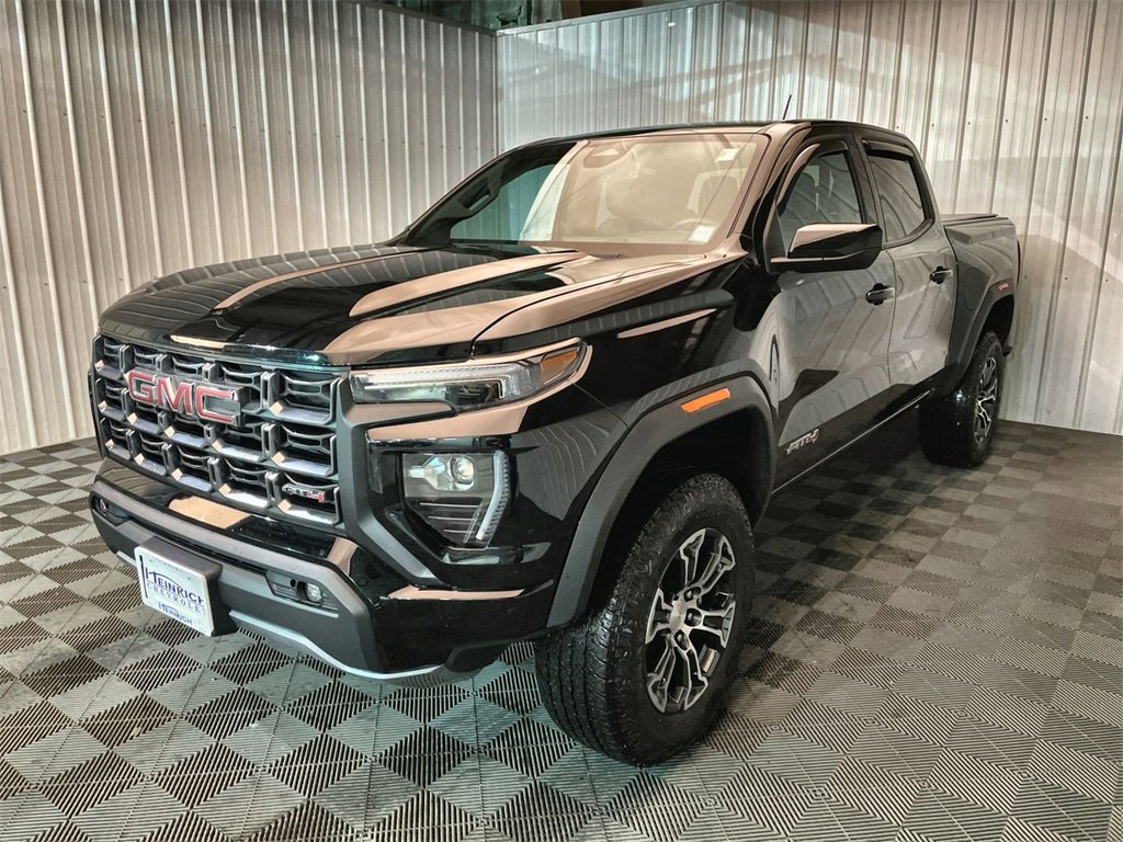 2023 GMC Canyon AT4's photo