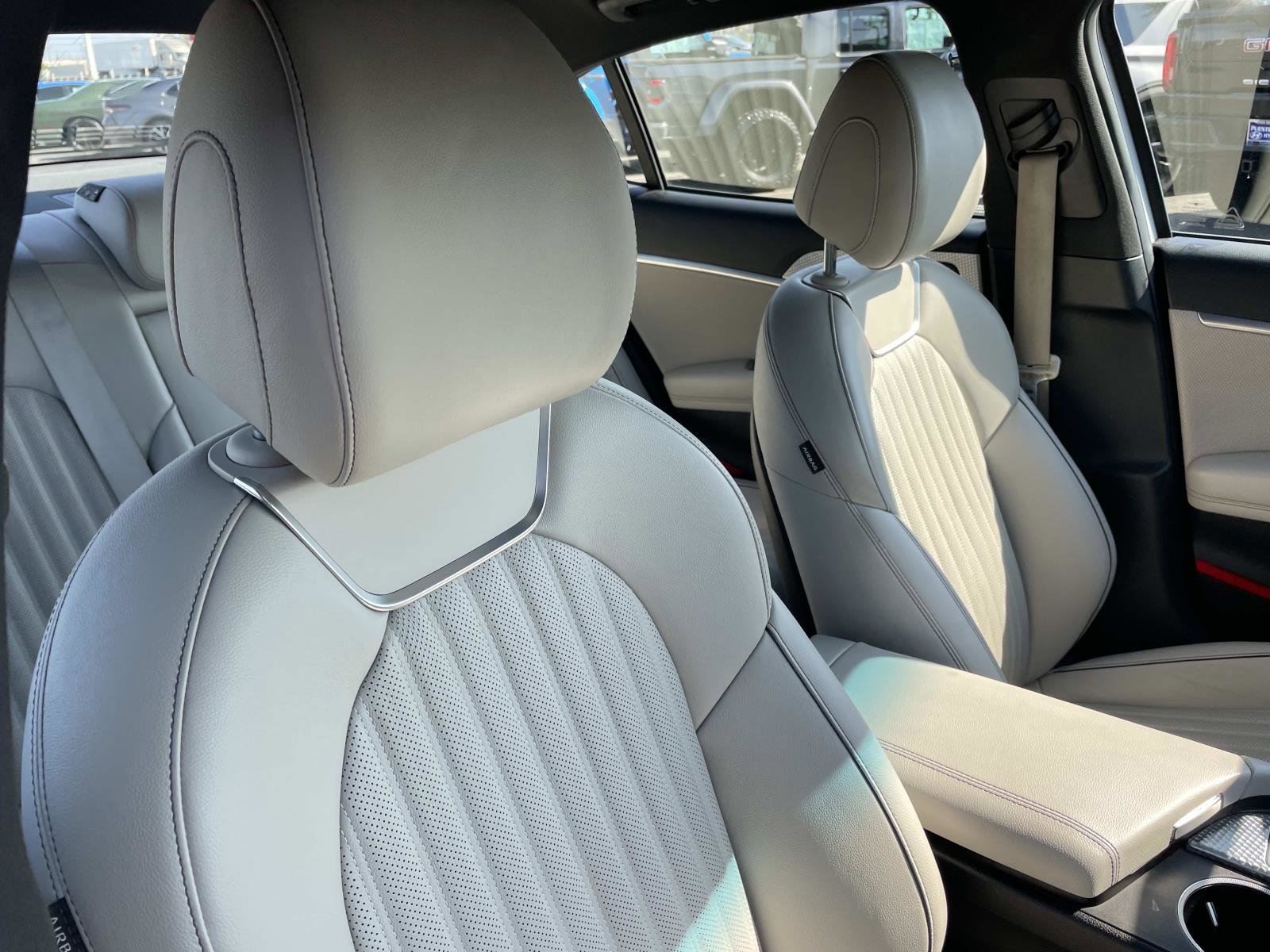 2023 Genesis G70 3.3T photo 23